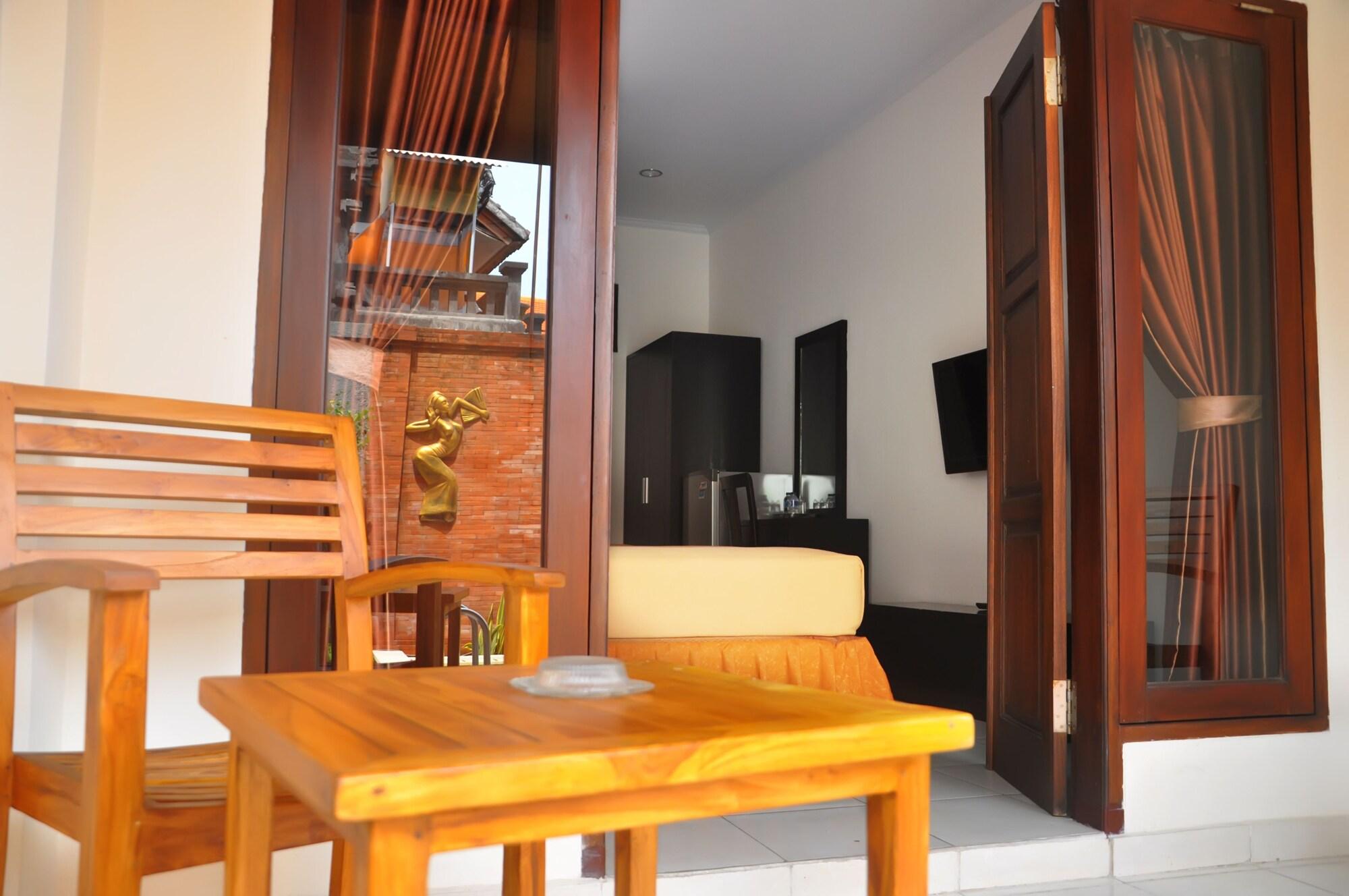 Jesens Inn II Kuta  Exterior photo