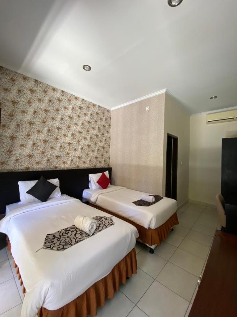 Jesens Inn II Kuta  Exterior photo