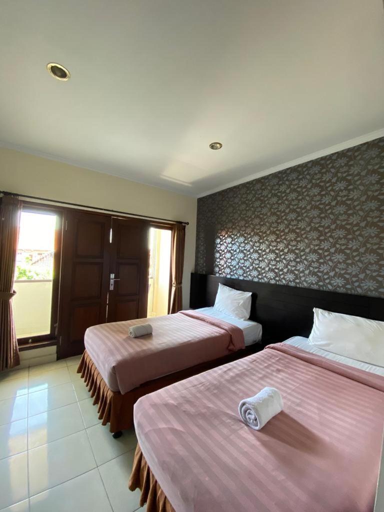 Jesens Inn II Kuta  Exterior photo