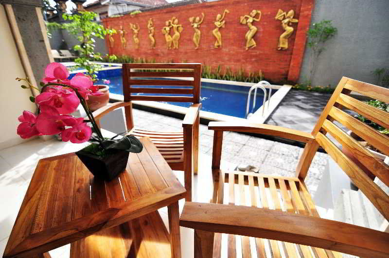 Jesens Inn II Kuta  Exterior photo